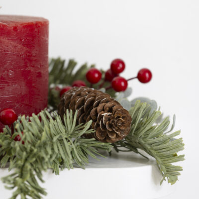 Red Berry Cone and Spruce Candle Ring
