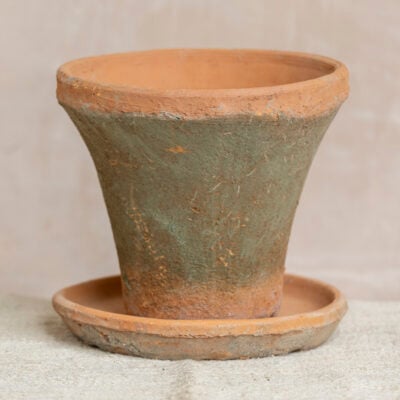 Antiqued Redstone Trumpet Pot Large