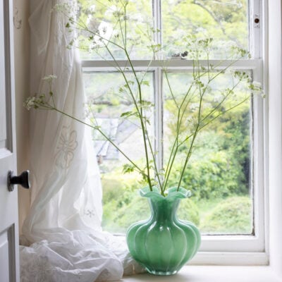 Glass Vase with Frill Rim Bethany