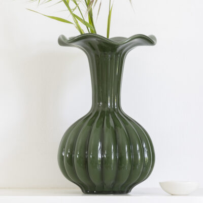 Glass Vase With Frill Rim Harper