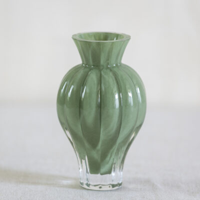 Ribbed Posy Vase