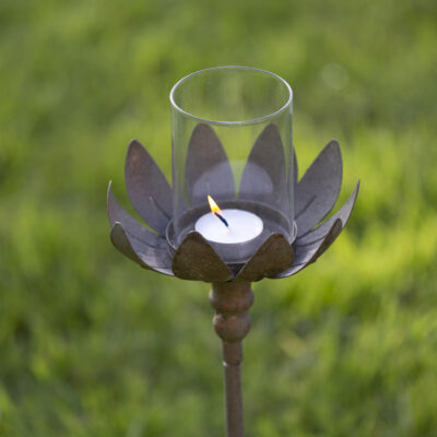 Garden Stake Petals Tealight Holder