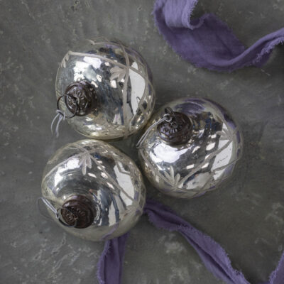 Antique Silver Etched Onion Decoration