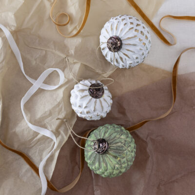 Russe Onion Decoration White Small