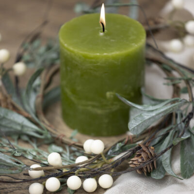 White Berry Candle Ring with Frosted Leaves