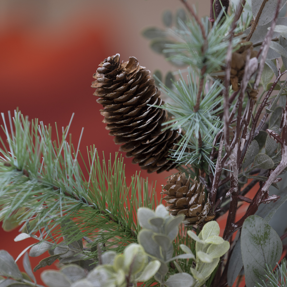 Foliage & Fircone Tree Small