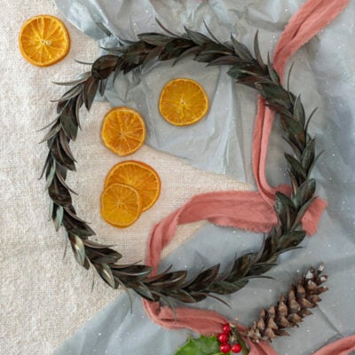 Wreath Of Leaves Vintage