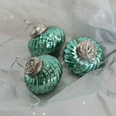 Swirl Decoration Green