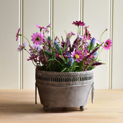 Wildflowers on Oasis Light Pink Medium